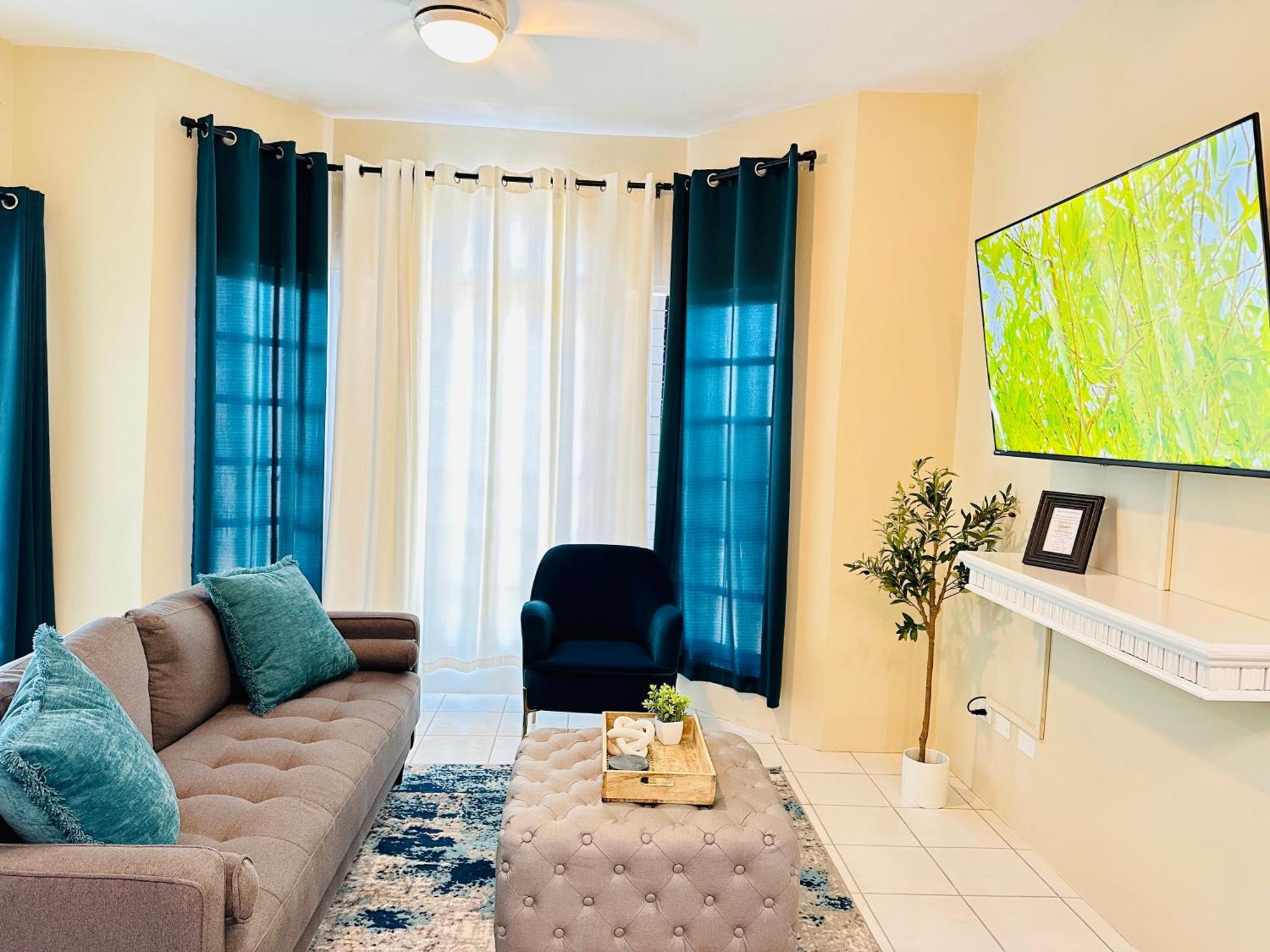 Apartment Falcon Oceanview 2br Condo-airport Transportation Available-24-7security